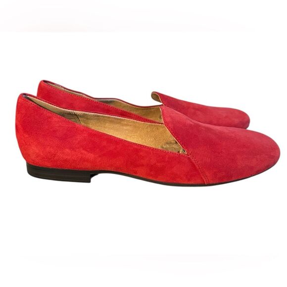 Naturalizer Emiline Women’s Red Suede Slip-On Loafers - Classic. New w/out Tags. - Picture 4 of 8